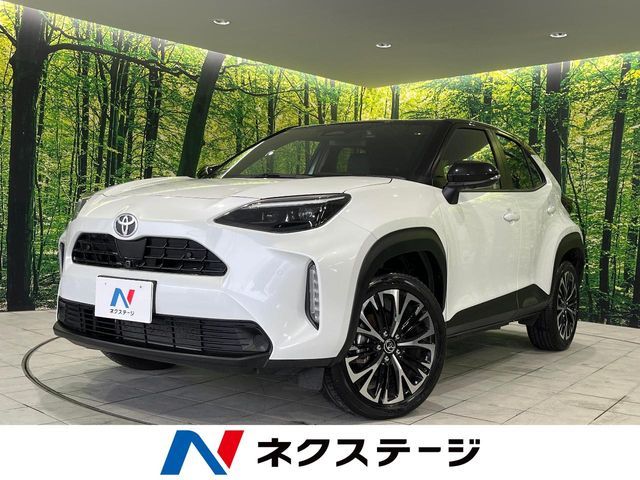 TOYOTA / YARIS CROSS HYBRID