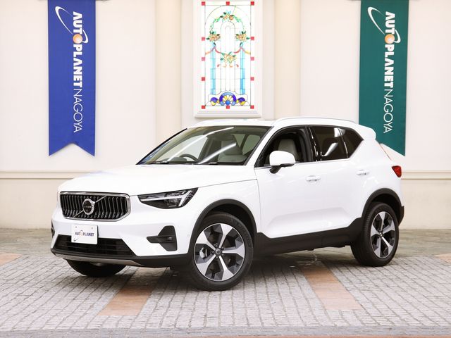 VOLVO / VOLVO XC40