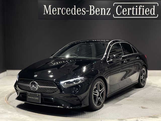 MERCEDES BENZ / MERCEDES BENZ A class sedan
