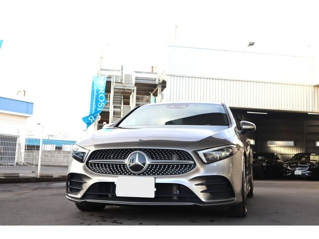MERCEDES BENZ / MERCEDES BENZ A class sedan