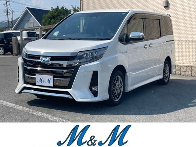 TOYOTA / NOAH HYBRID