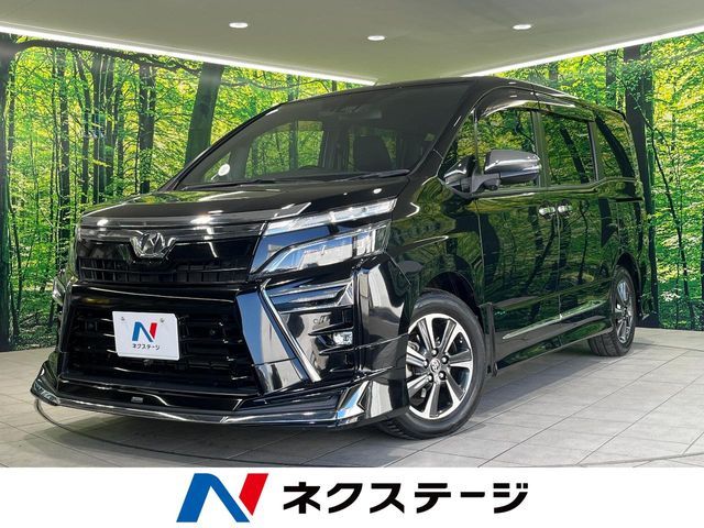 TOYOTA / VOXY