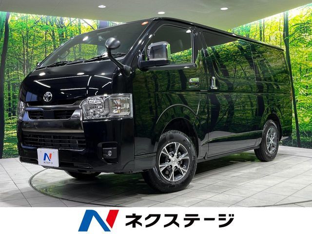 TOYOTA / HIACE van 4WD