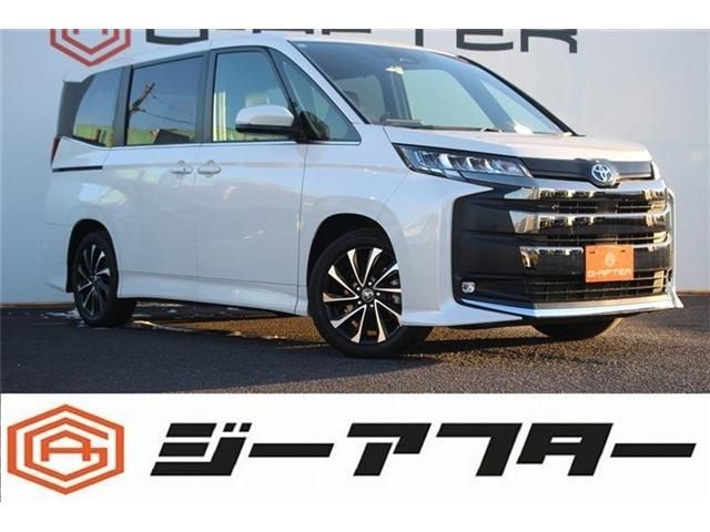 TOYOTA / NOAH HYBRID