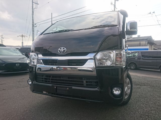 TOYOTA / HIACE van 2WD