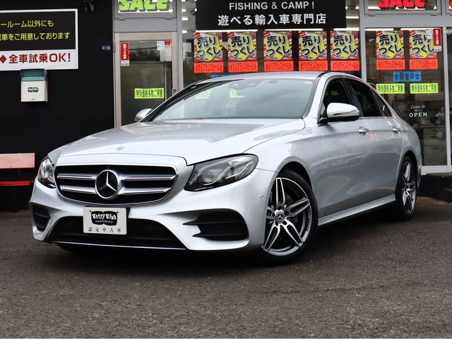 MERCEDES BENZ / MERCEDES BENZ E class sedan