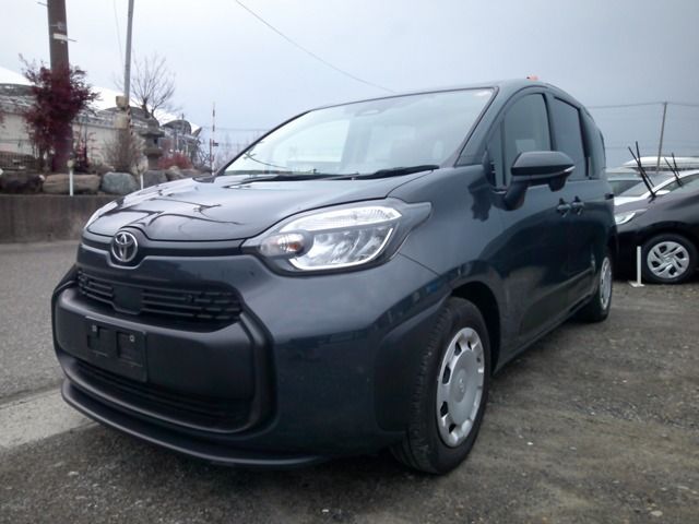 TOYOTA / SIENTA HYBRID