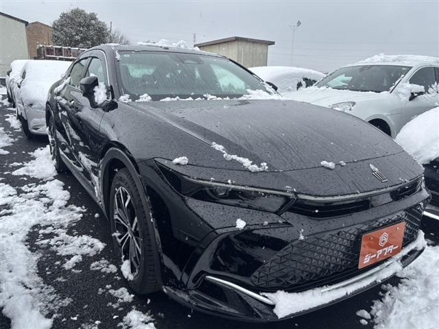 TOYOTA / CROWN CROSSOVER