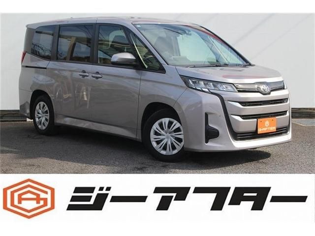 TOYOTA / NOAH
