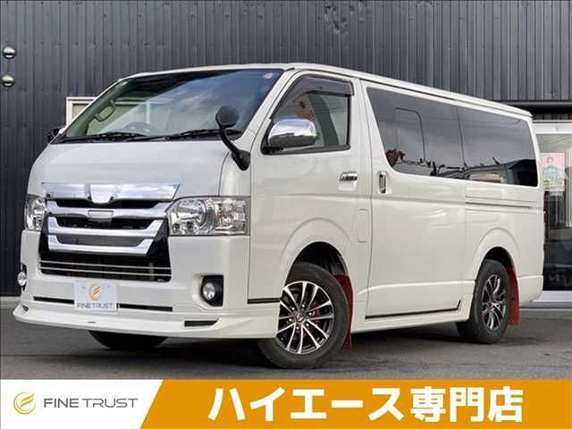 TOYOTA / HIACE van 4WD