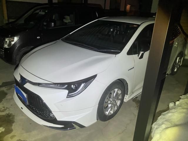 TOYOTA / COROLLA TOURING HYBRID