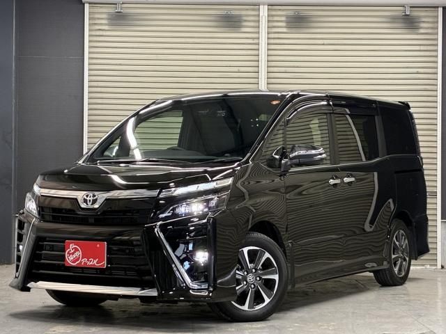 TOYOTA / VOXY