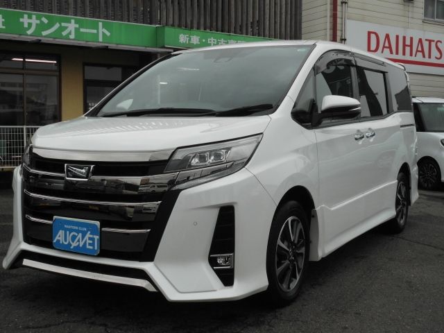 TOYOTA / NOAH