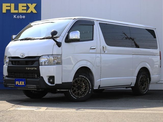TOYOTA / HIACE van 4WD