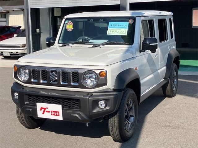 SUZUKI / JIMNY NOMADE
