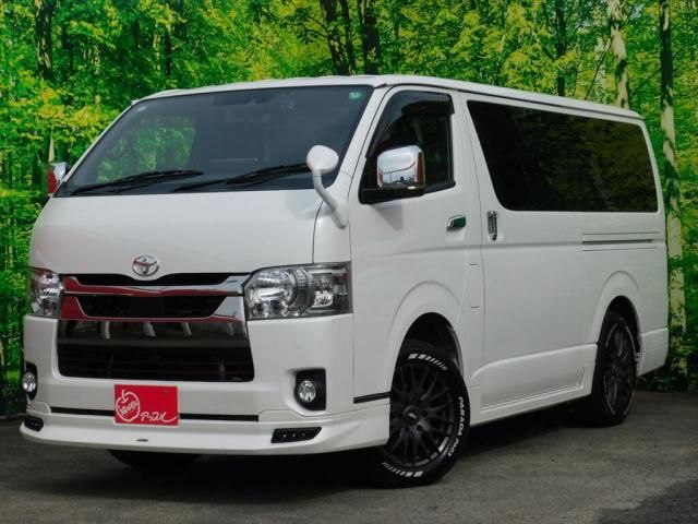 TOYOTA / HIACE van 4WD
