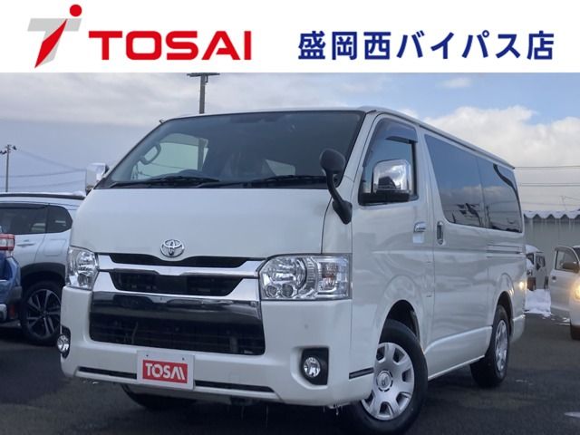 TOYOTA / HIACE van 4WD