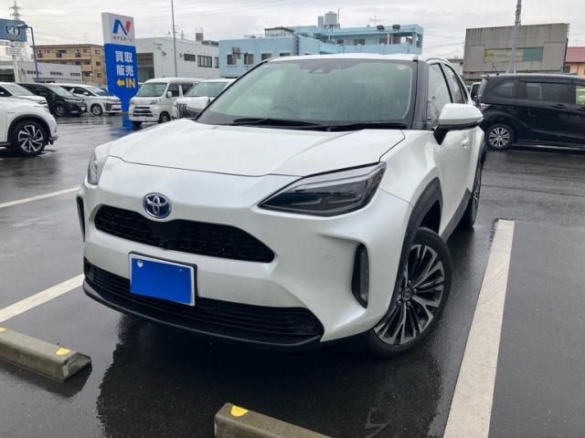 TOYOTA / YARIS CROSS HYBRID
