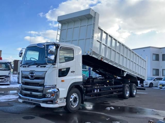 HINO / PROFIA