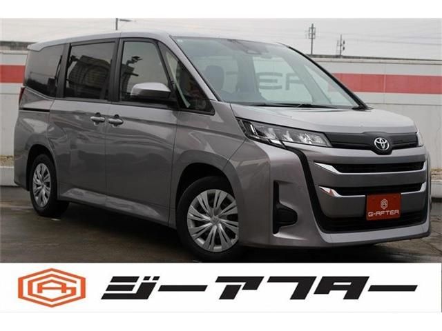 TOYOTA / NOAH