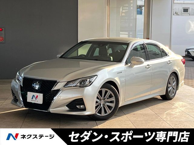 TOYOTA / CROWN sedan hybrid