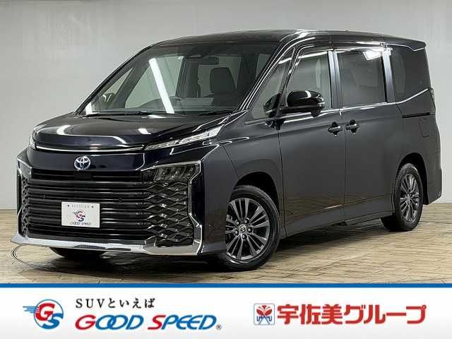 TOYOTA / VOXY HYBRID
