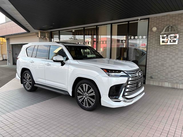 TOYOTA / LEXUS LX600