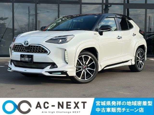 TOYOTA / YARIS CROSS HYBRID