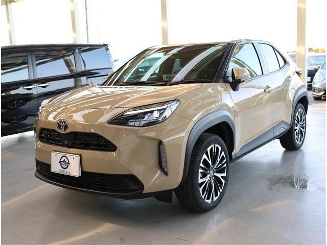 TOYOTA / YARIS CROSS HYBRID