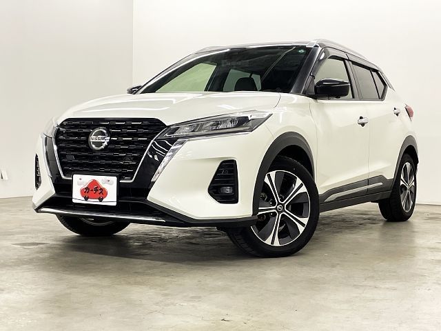 NISSAN / KICKS