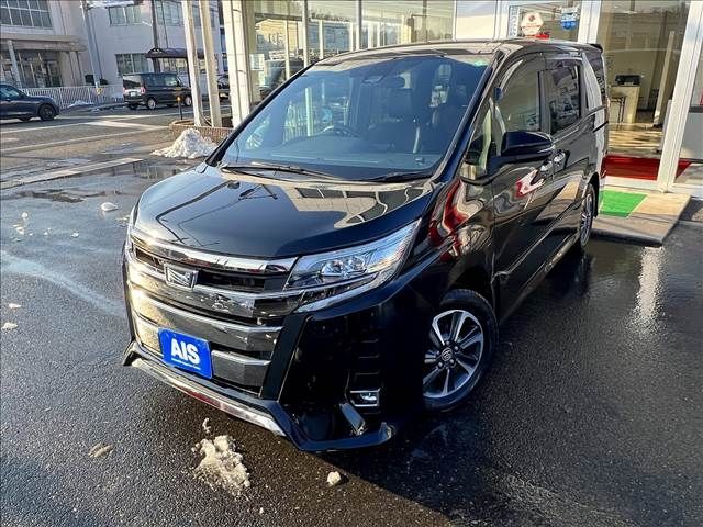 TOYOTA / NOAH