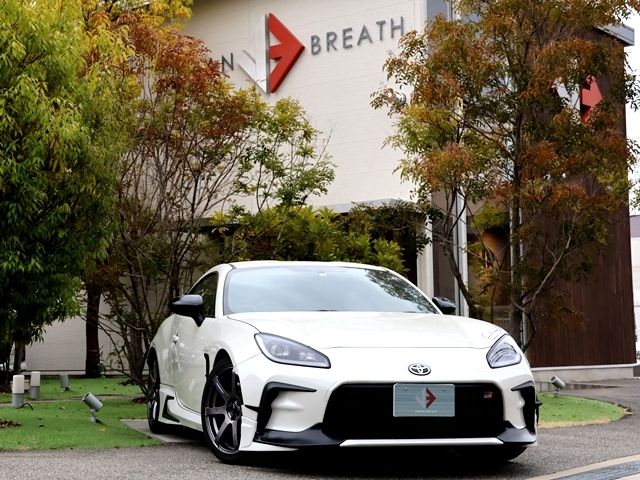 TOYOTA / GR86