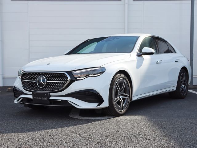 MERCEDES BENZ / MERCEDES BENZ E class sedan