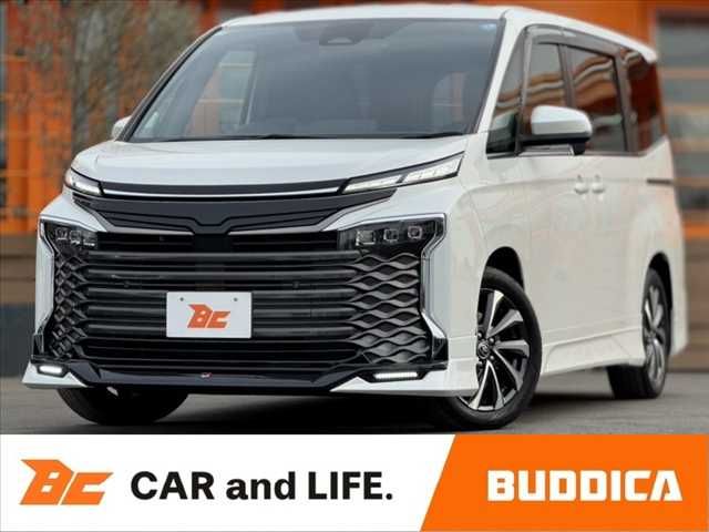 TOYOTA / VOXY HYBRID