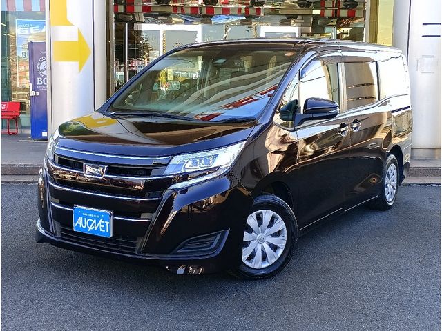 TOYOTA / NOAH