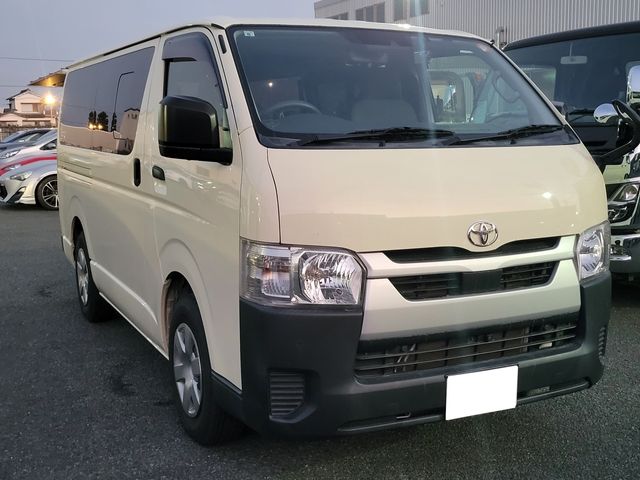 TOYOTA / HIACE van 2WD