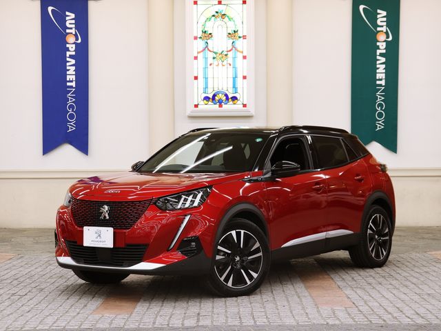 PEUGEOT / PEUGEOT e-2008