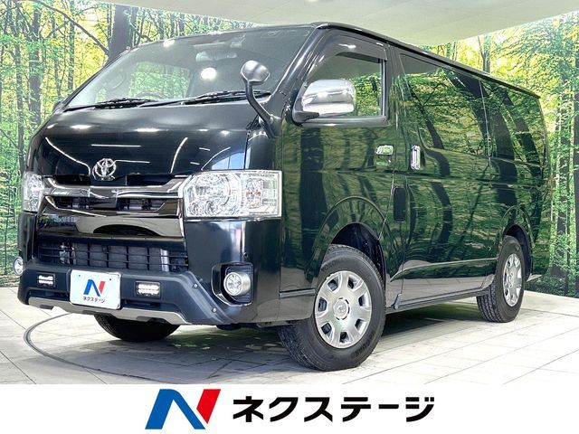 TOYOTA / HIACE van 4WD
