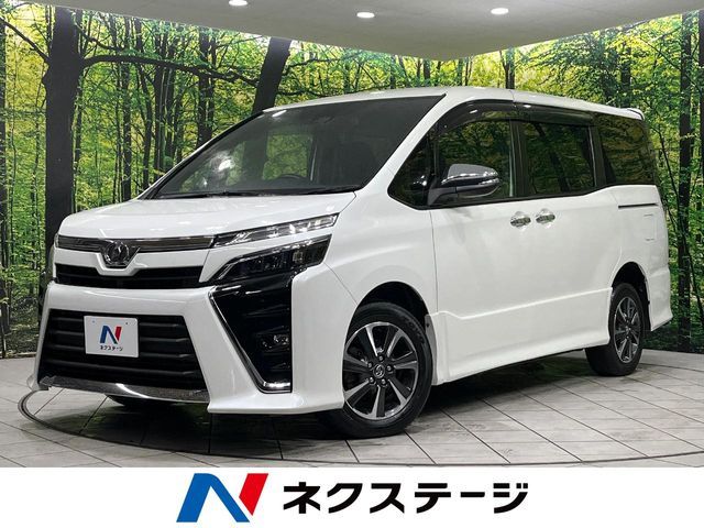 TOYOTA / VOXY 4WD