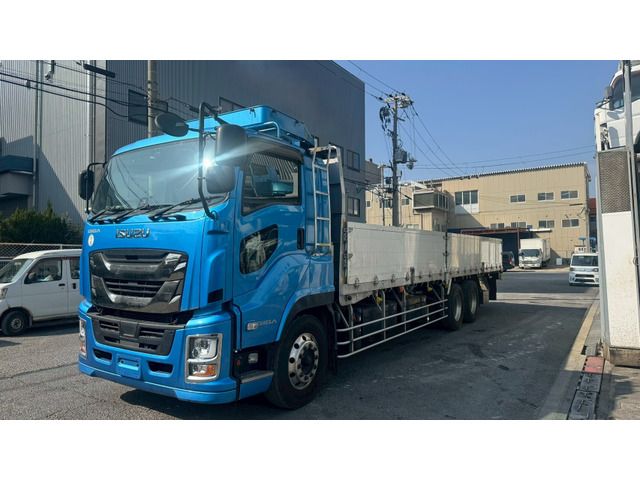 ISUZU / GIGA