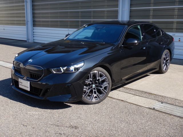 BMW / BMW 5series sedan