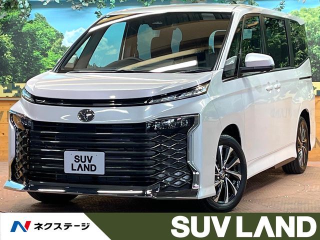 TOYOTA / VOXY HYBRID