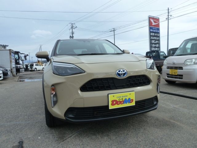 TOYOTA / YARIS CROSS HYBRID