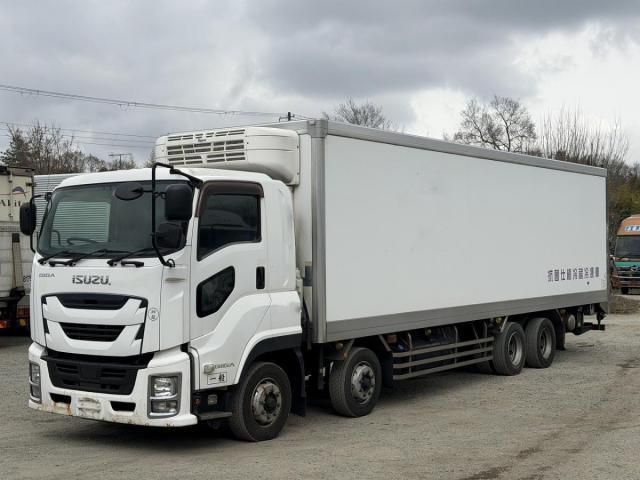 ISUZU / GIGA