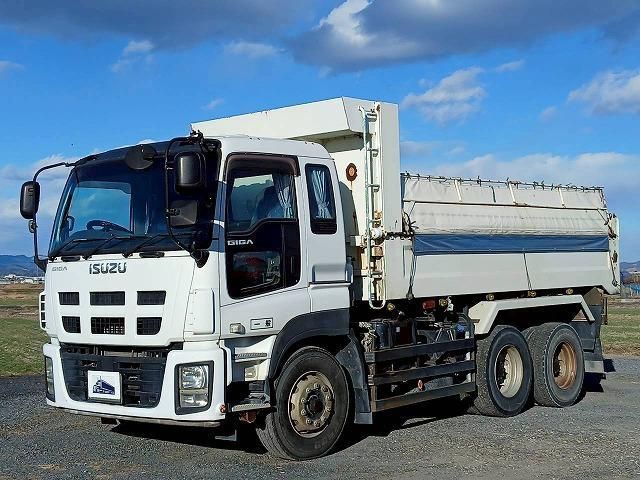 ISUZU / GIGA