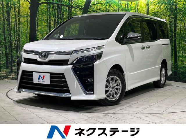 TOYOTA / VOXY 4WD