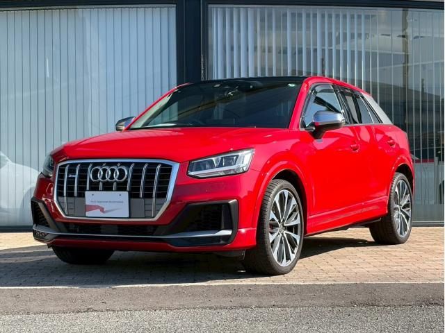 AUDI / AUDI SQ2
