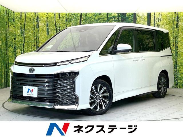 TOYOTA / VOXY