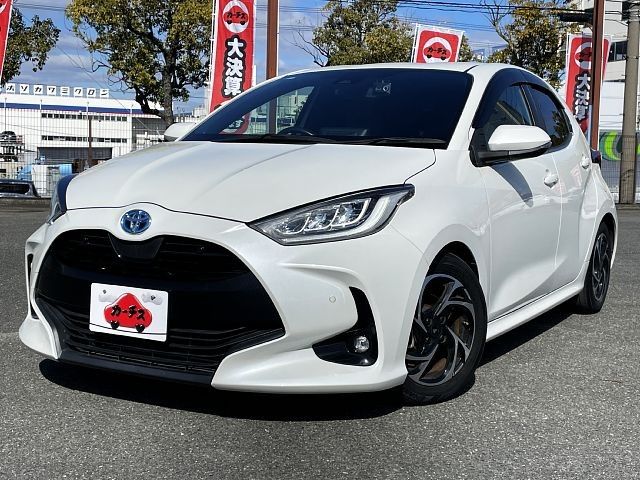 TOYOTA / YARIS HYBRID