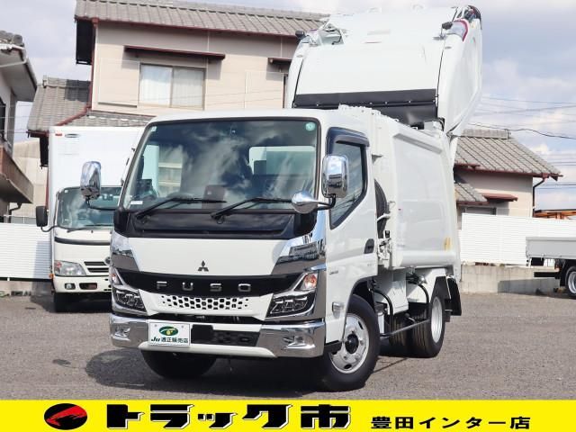 Japanese used car Ref# 1518347 MITSUBISHI / CANTER